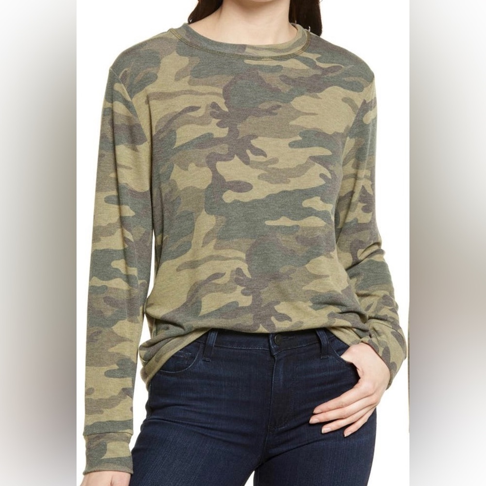 Camo Print Long Sleeved Top b Loveappella